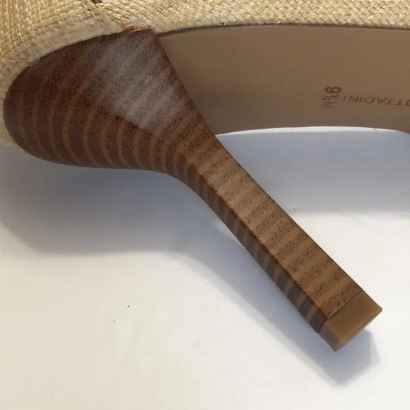 Adrienne Vittadini Sand & Gold Open Toe Back Zip Strappy Heeled Sandals size 9.5 - Picture 11 of 13